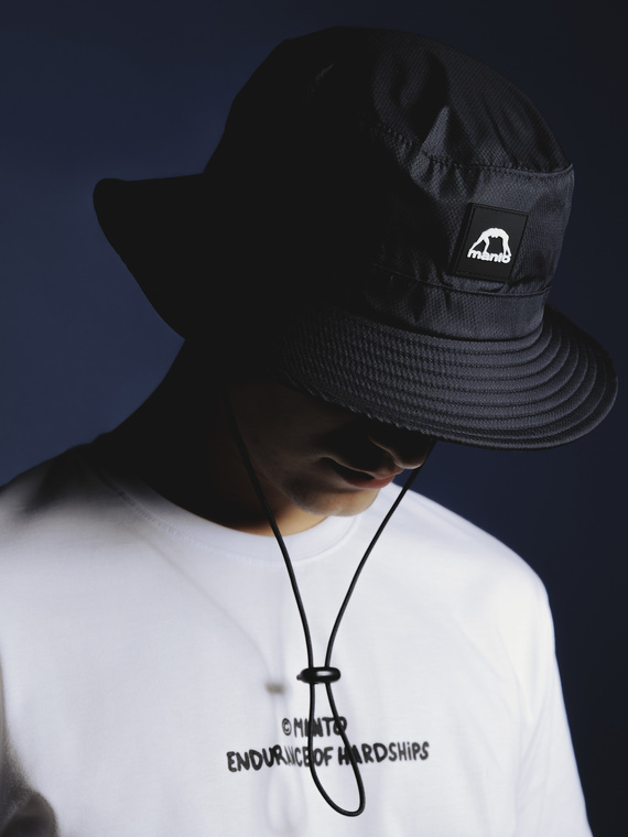 MANTO kapelusz bucket hat LABEL 23 grafitowy