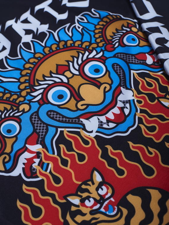 MANTO long sleeve rashguard TIGERS